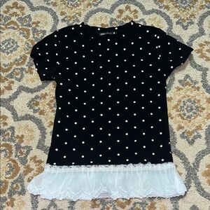 Black polka dot t-shirt with white lace trim